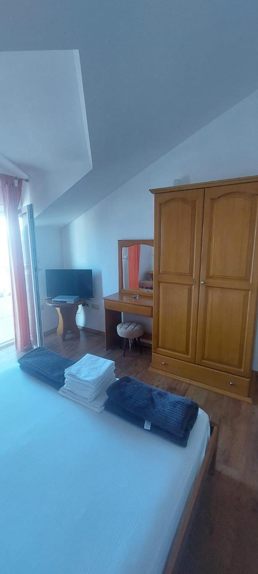 Apartments Ticinovic Omis Exterior photo