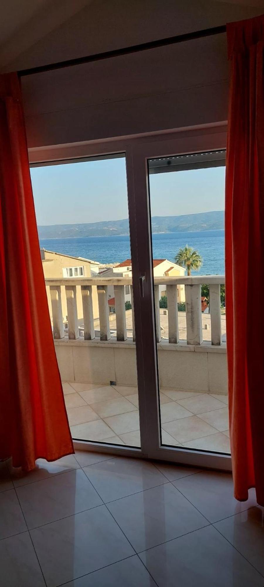 Apartments Ticinovic Omis Exterior photo