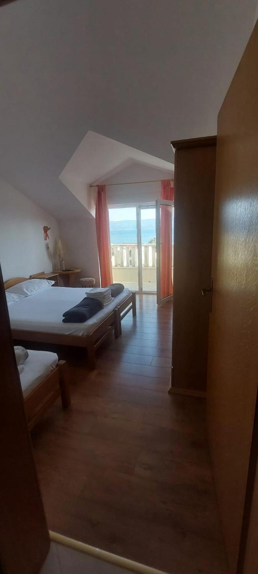 Apartments Ticinovic Omis Exterior photo