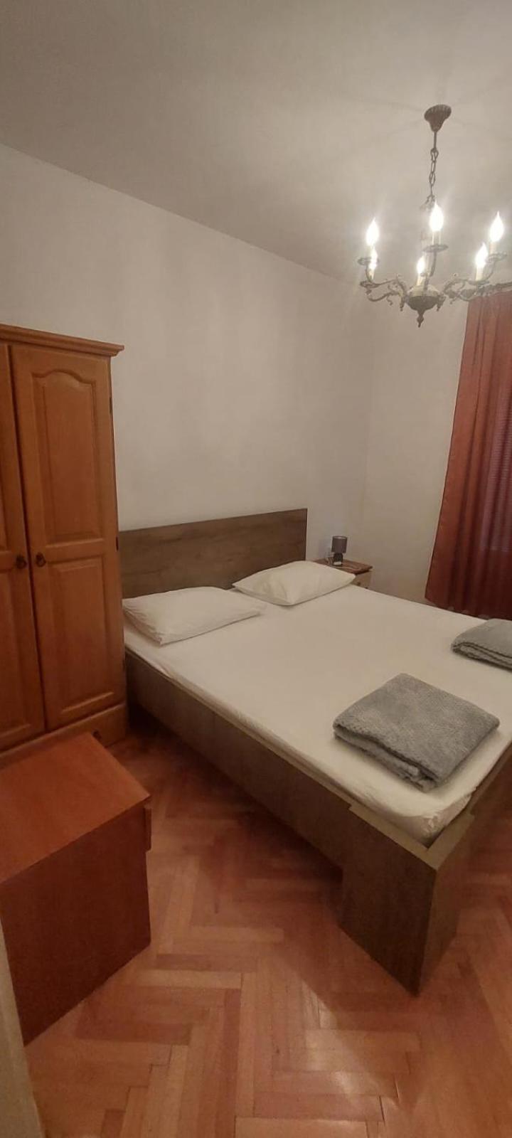 Apartments Ticinovic Omis Exterior photo
