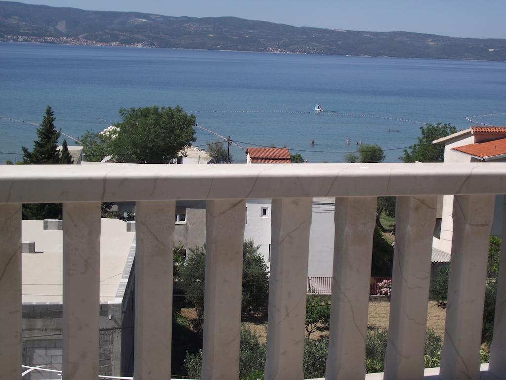 Apartments Ticinovic Omis Room photo